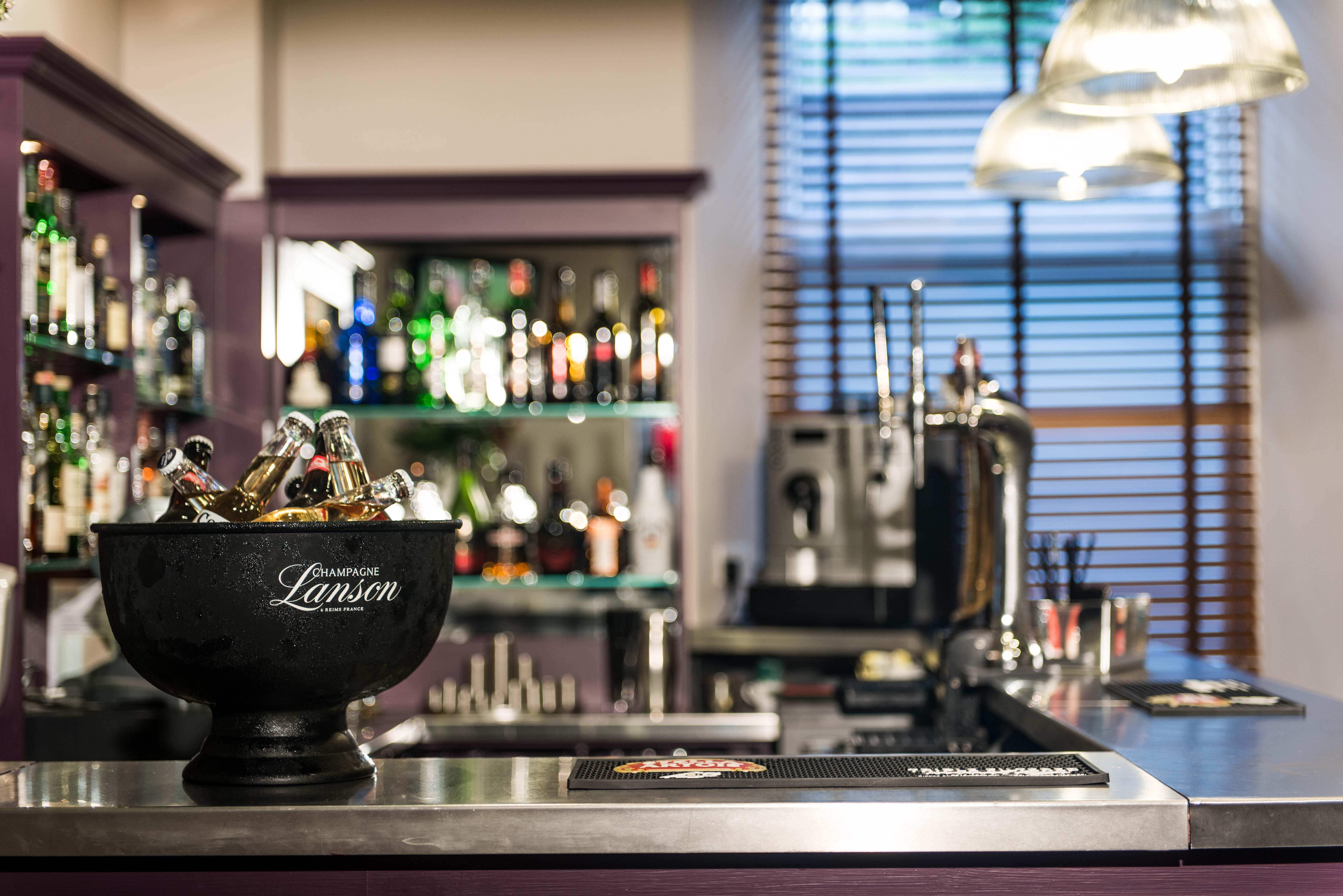 Leonardo Edinburgh City Luaran gambar